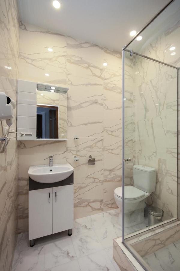 Hillside Guest House Ереван Экстерьер фото