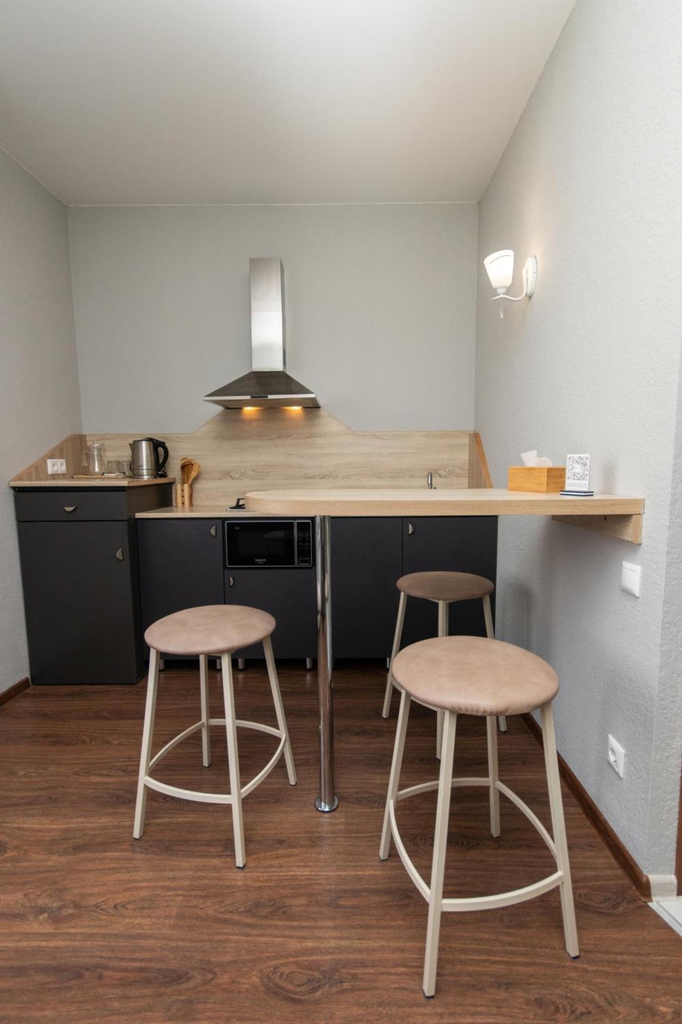 Hillside Guest House Ереван Экстерьер фото